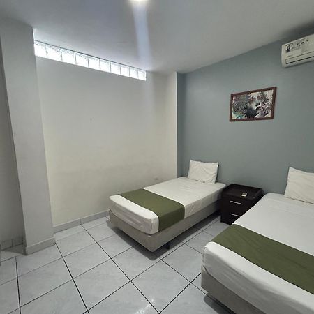 Departamentos De 2 Y 3 Habitaciones En El Centro De Manta Εξωτερικό φωτογραφία