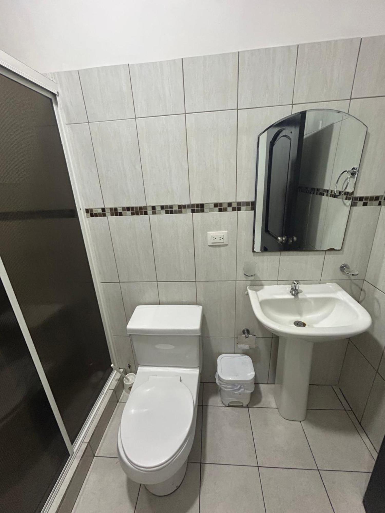 Departamentos De 2 Y 3 Habitaciones En El Centro De Manta Εξωτερικό φωτογραφία