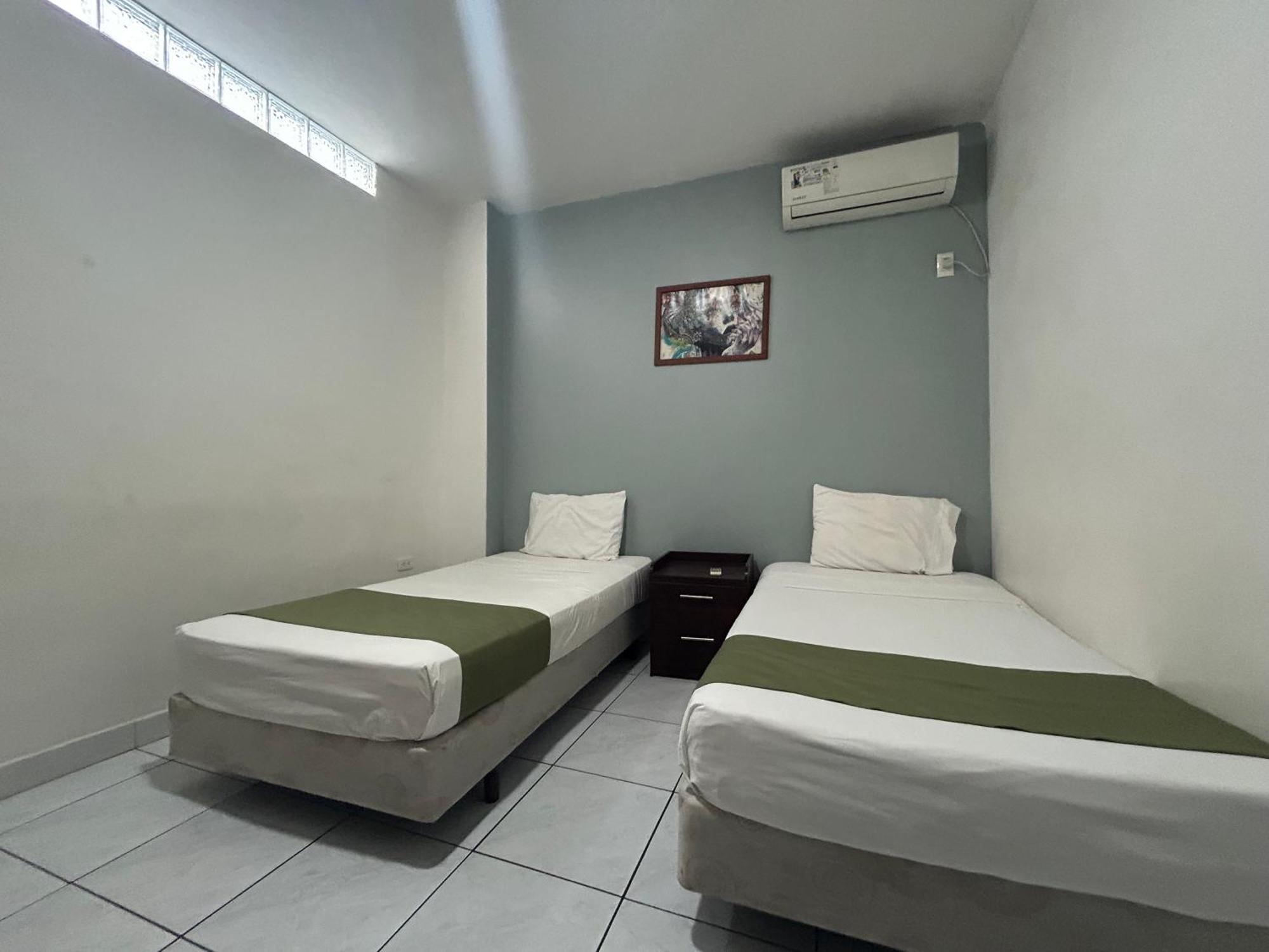Departamentos De 2 Y 3 Habitaciones En El Centro De Manta Εξωτερικό φωτογραφία