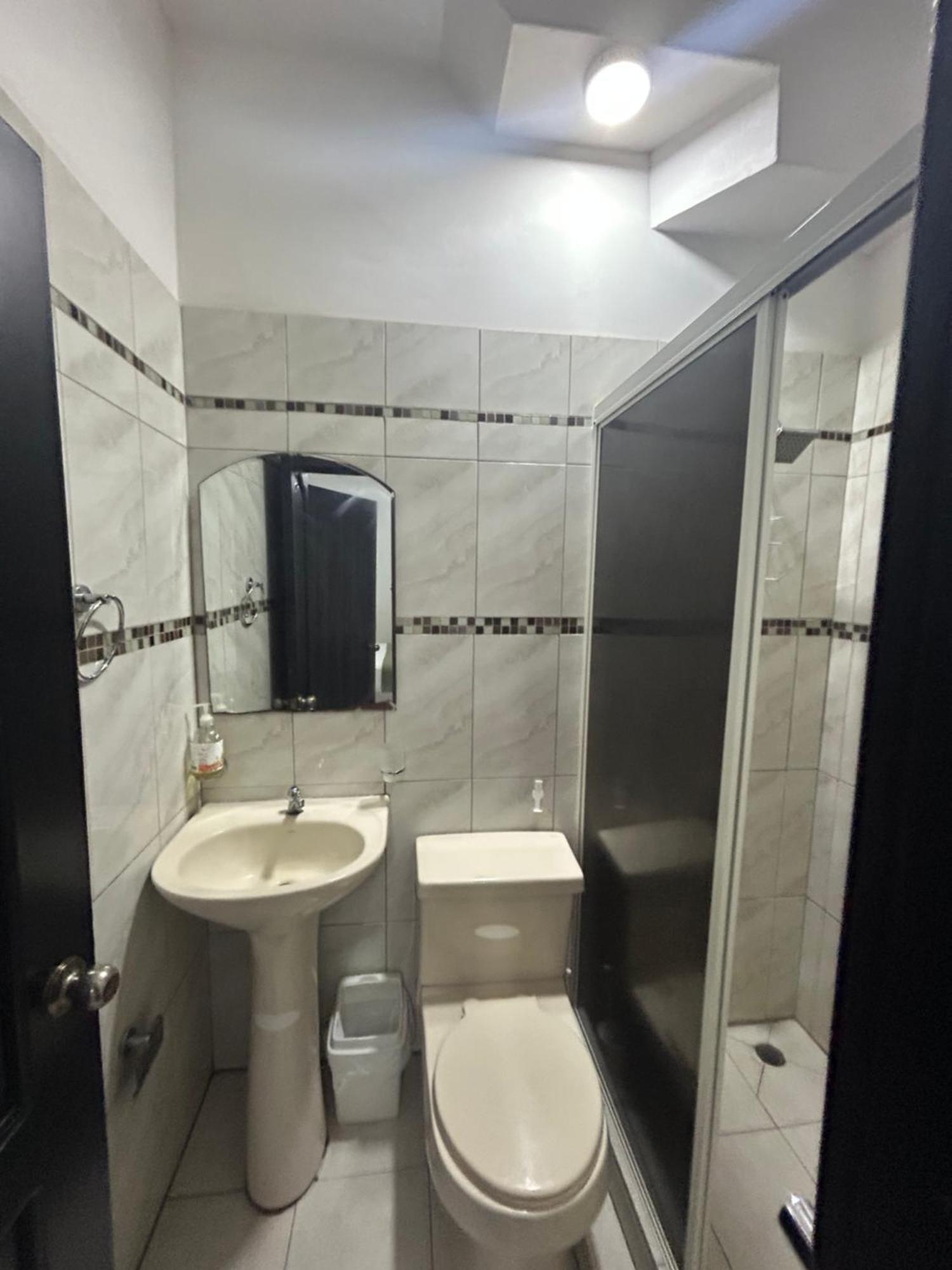 Departamentos De 2 Y 3 Habitaciones En El Centro De Manta Εξωτερικό φωτογραφία