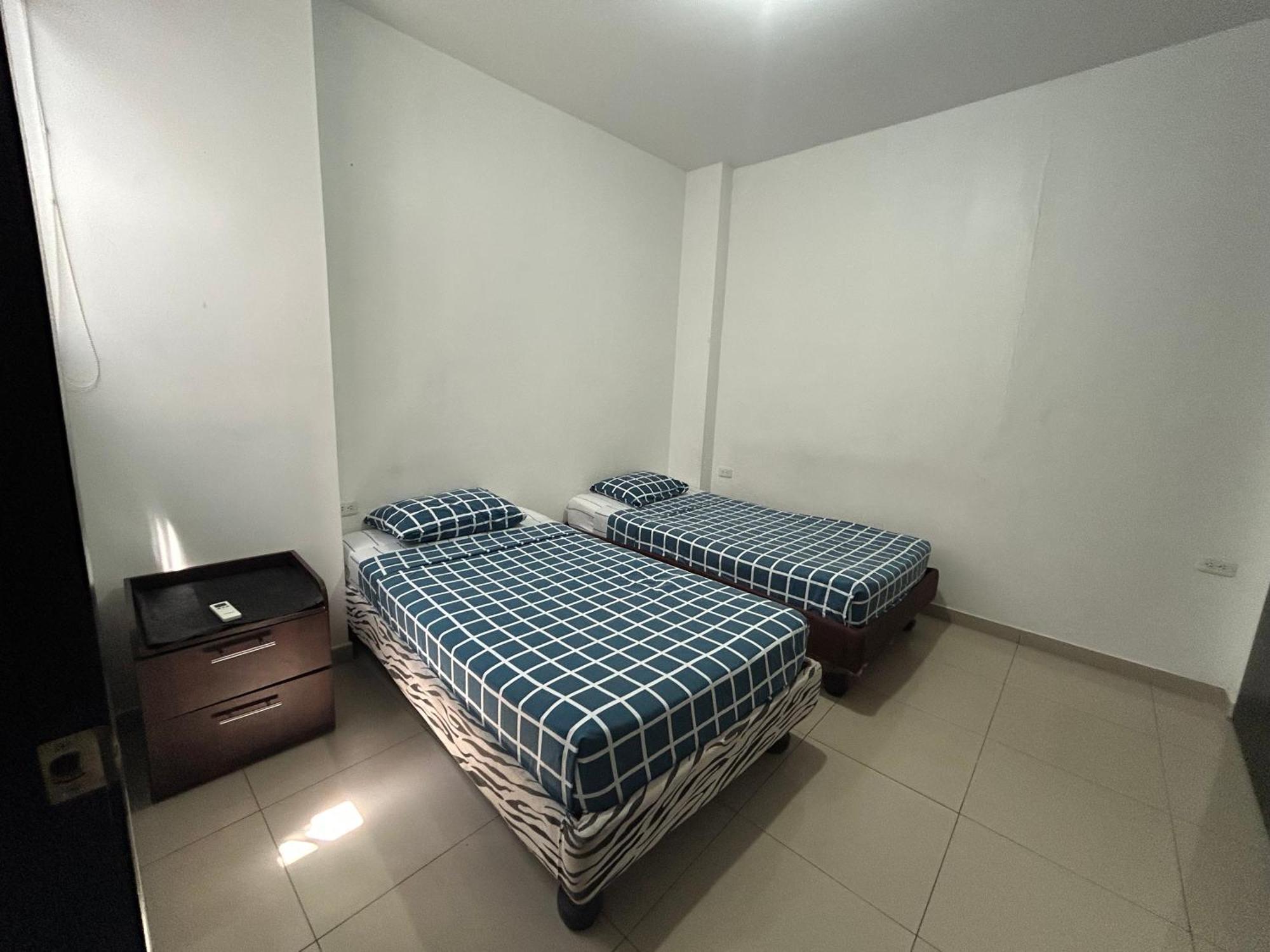 Departamentos De 2 Y 3 Habitaciones En El Centro De Manta Εξωτερικό φωτογραφία